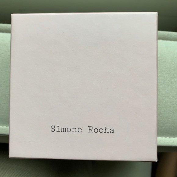 Simone Rocha Large Flower Hair Clip - Picture 5 of 6